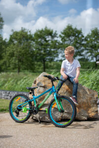 Volare Chrome Kinderfiets - Jongens - 18 inch - Blauw Groen- Twee handremmen
